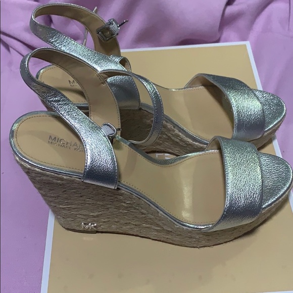 Jill Wedge - Picture 3 of 7